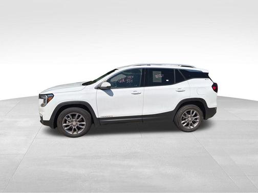 Summit White 2024 GMC Terrain SLT