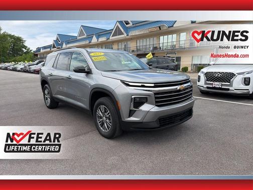 Sterling Gray Metallic 2025 Chevrolet Traverse LT