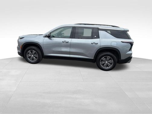 Sterling Gray Metallic 2025 Chevrolet Traverse LT