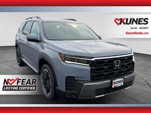 Sonic Gray Pearl 2026 Honda Pilot Touring S