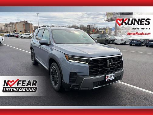 Sonic Gray Pearl 2026 Honda Pilot Touring S