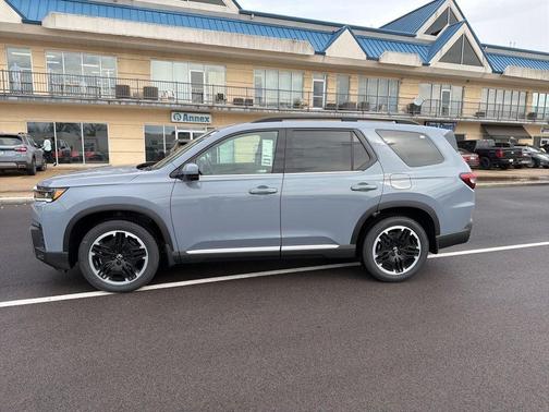 Sonic Gray Pearl 2026 Honda Pilot Touring S