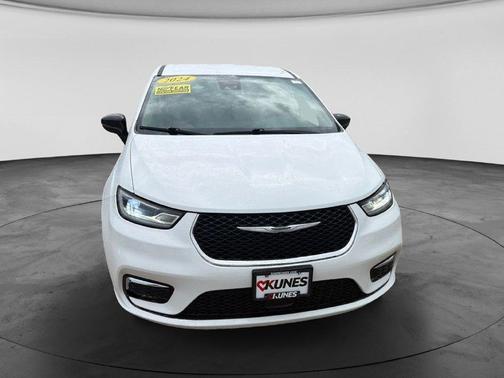 Bright White Clearcoat 2024 Chrysler Pacifica Hybrid Select