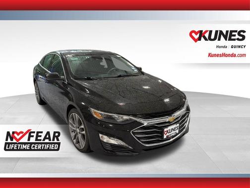 Mosaic Black Metallic 2023 Chevrolet Malibu LT