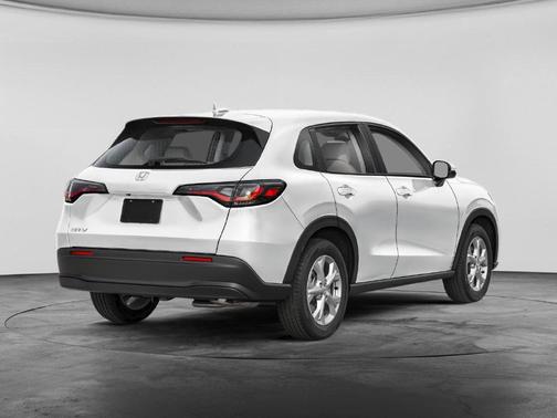 Platinum White Pearl 2027 Honda HR-V LX