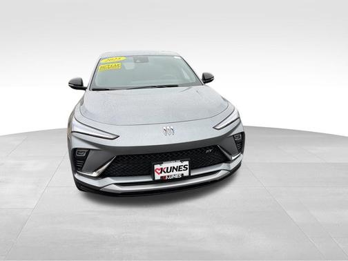 Moonstone Gray Metallic 2025 Buick Envista Sport Touring