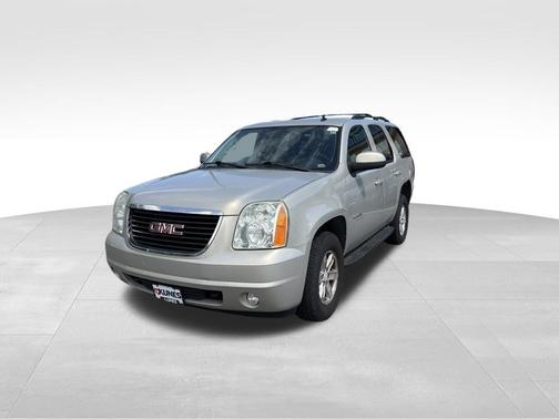 Gold Mist Metallic 2011 GMC Yukon SLT