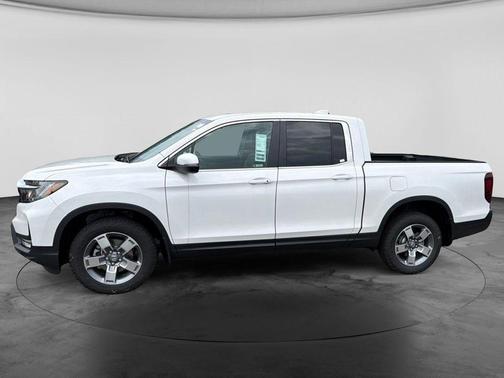 Platinum White Pearl 2026 Honda Ridgeline RTL