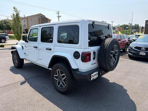 Bright White Clearcoat 2025 Jeep Wrangler Sahara