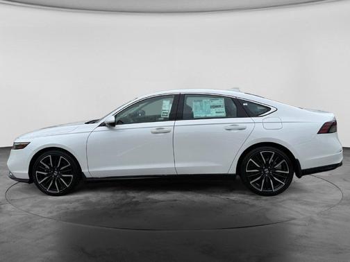 Platinum White Pearl 2026 Honda Accord Hybrid Touring