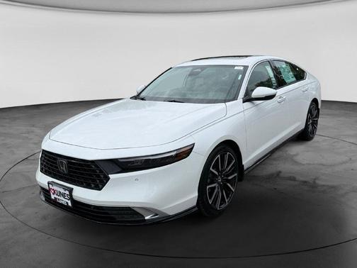 Platinum White Pearl 2026 Honda Accord Hybrid Touring