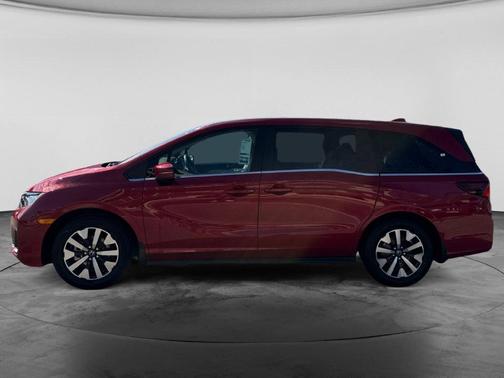 Radiant Red Metallic II 2027 Honda Odyssey EX-L