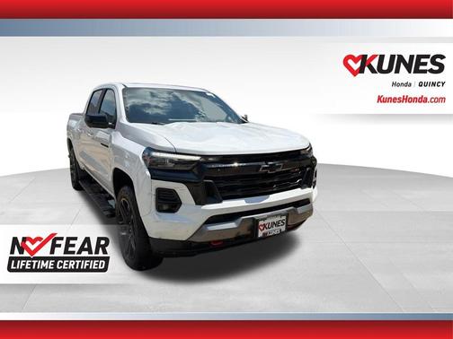 Summit White 2025 Chevrolet Colorado Z71