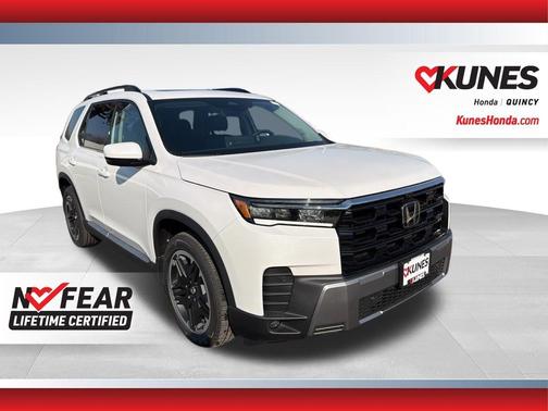 Platinum White Pearl 2026 Honda Pilot Touring S