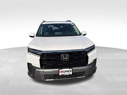 Platinum White Pearl 2026 Honda Pilot Touring S