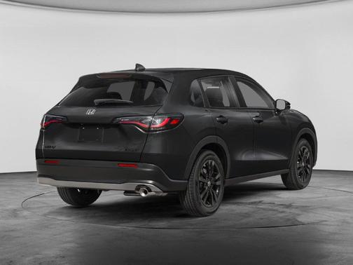 Crystal Black Pearl 2027 Honda HR-V Sport
