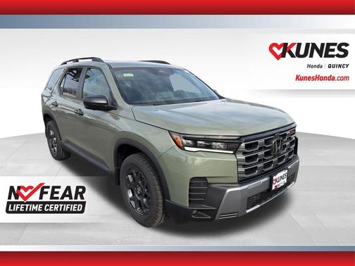 Ash Green 2026 Honda Pilot TrailSport