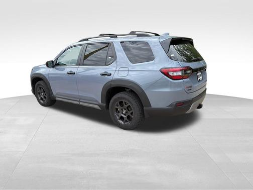 Gray 2023 Honda Pilot TrailSport