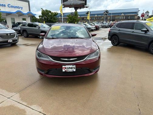 Velvet Red Pearlcoat 2017 Chrysler 200 LX