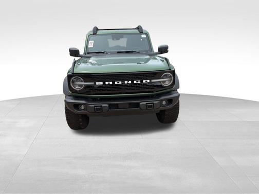 Eruption Green Metallic 2023 Ford Bronco Wildtrak