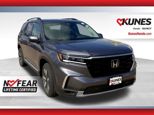 Gray 2025 Honda Pilot Elite