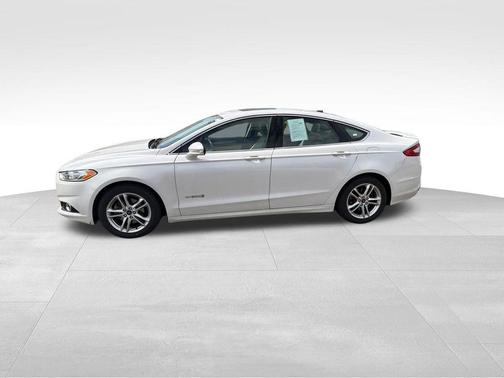 White Platinum Clearcoat Metallic 2016 Ford Fusion Hybrid Titanium