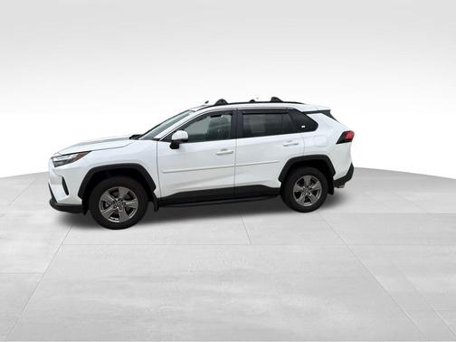 Ice 2024 Toyota RAV4 XLE