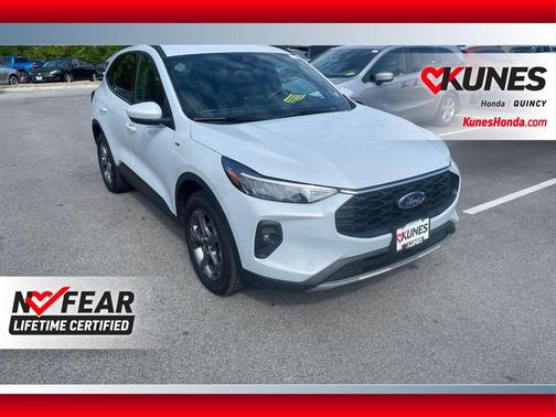 Silver Metallic 2025 Ford Escape ST-Line Select