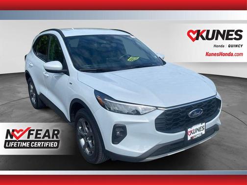 Silver Metallic 2025 Ford Escape ST-Line Select