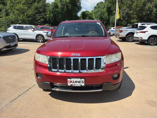 Inferno Red Crystal Pearlcoat 2011 Jeep Grand Cherokee Overland