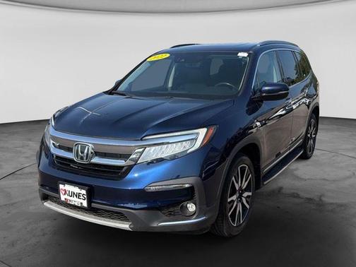 Blue 2022 Honda Pilot Touring 8-Passenger