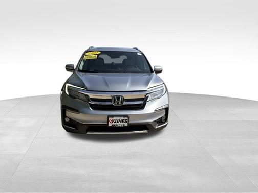 Silver 2022 Honda Pilot Elite