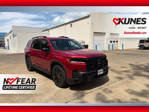 Radiant Red Metallic II 2026 Honda Pilot Black Edition