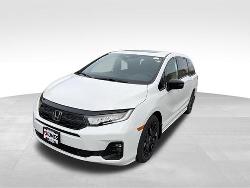 Platinum White Pearl 2026 Honda Odyssey Sport-L