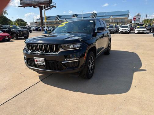 Diamond Black 2025 Jeep Grand Cherokee Limited