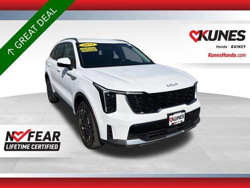 Glacial White Pearl 2024 Kia Sorento S