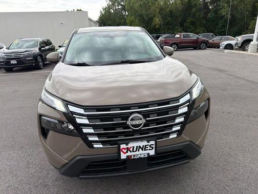 Baja Storm 2025 Nissan Rogue SV