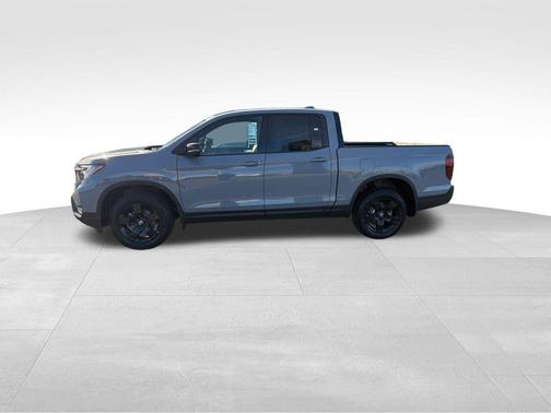 Sonic Gray Pearl 2026 Honda Ridgeline Black Edition