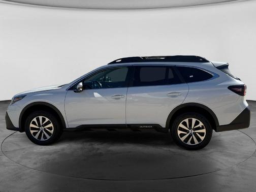 Crystal White Pearl 2021 Subaru Outback Premium