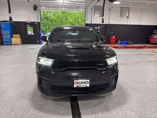 DB Black Crystal Clearcoat 2022 Dodge Durango R/T