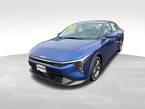 Deep Sea Blue 2025 Kia K4
