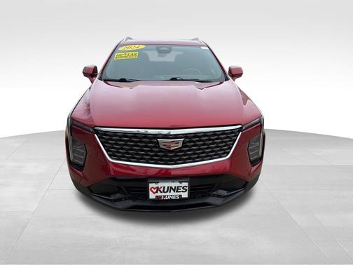 2024 Cadillac XT4 Premium Luxury