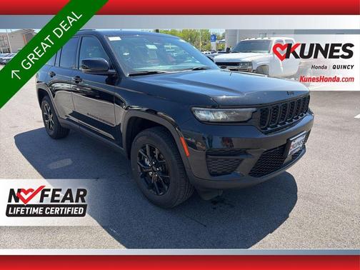 Diamond Black 2025 Jeep Grand Cherokee Laredo