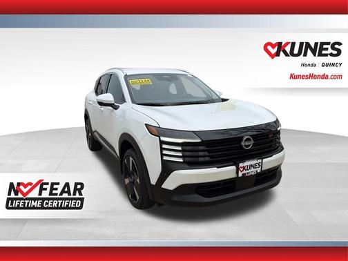 2025 Nissan Kicks SR