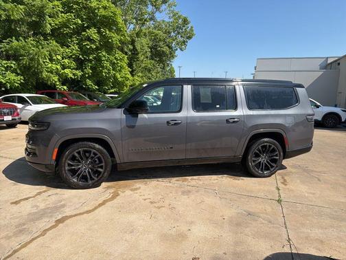 Metallic 2024 Jeep Grand Wagoneer L Series II
