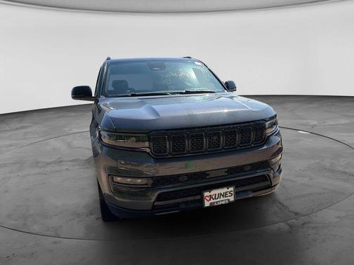 Metallic 2024 Jeep Grand Wagoneer L Series II