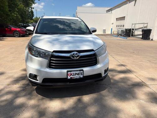 Blizzard Pearl 2015 Toyota Highlander XLE