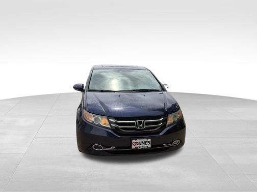 Blue 2015 Honda Odyssey Touring