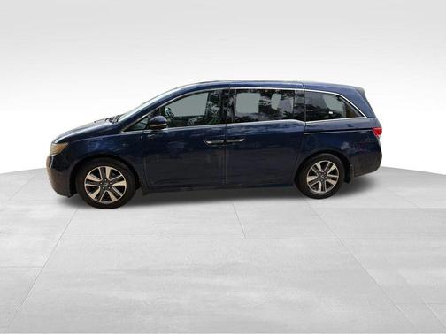 Blue 2015 Honda Odyssey Touring