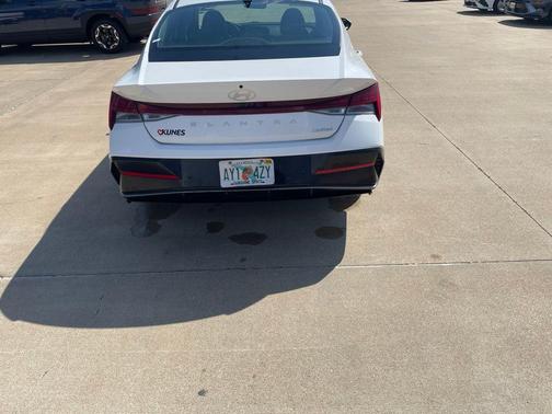 White 2024 Hyundai ELANTRA Limited